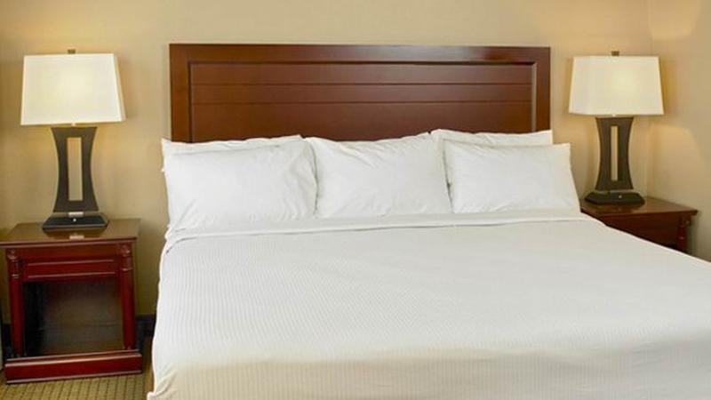 Coast Fraser Inn Уильямс-Лейк Экстерьер фото